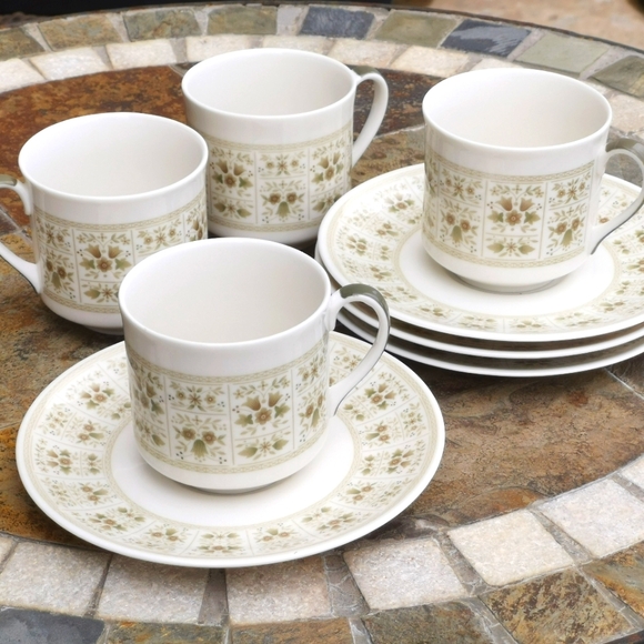 Set of 4 Royal Doulton "Samarra" English Translucent China Coffee Cups & Saucers - Picture 6 of 7